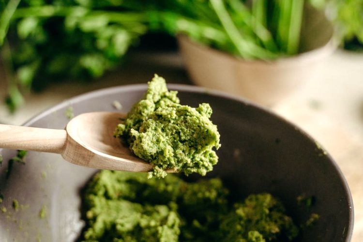 Pesto, dieta mesdhetare.