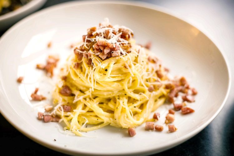 Carbonara, dieta mesdhetare.